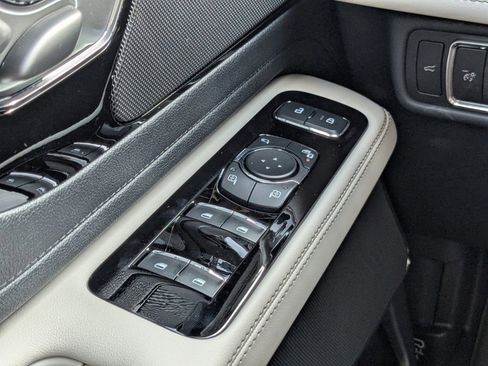 New 2026 Lincoln Aviator 2WD image 28