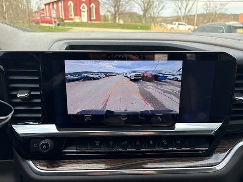 Used 2024 Chevrolet Silverado 2500 LT image 19