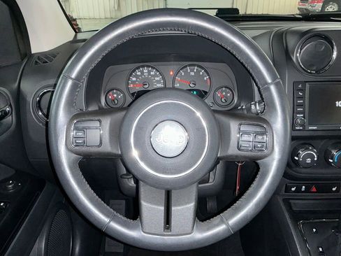 Used 2012 Jeep Compass Latitude w/ Sun/Sound Group image 15