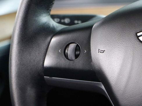 Used 2022 Tesla Model 3 Long Range image 13