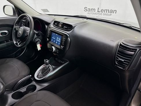 Used 2019 Kia Soul + image 26