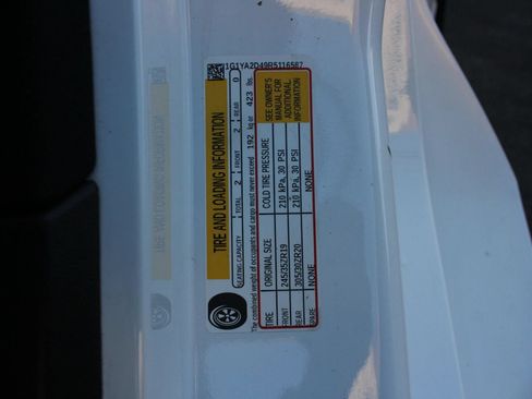 Used 2024 Chevrolet Corvette Stingray Coupe w/ Battery Protection Package RWD image 29