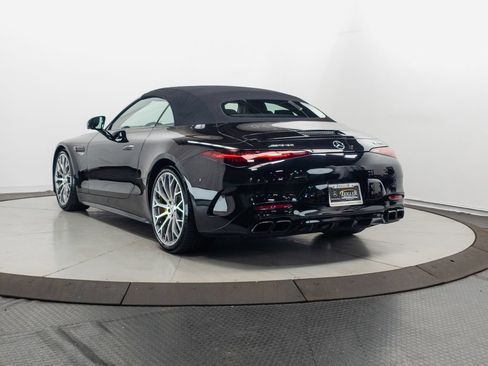 Used 2022 Mercedes-Benz SL 55 AMG 4MATIC w/ Driver Assistance Package image 31