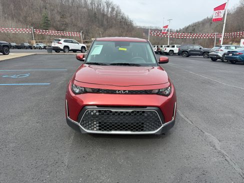 Used 2024 Kia Soul LX w/ Option Group 015 image 4