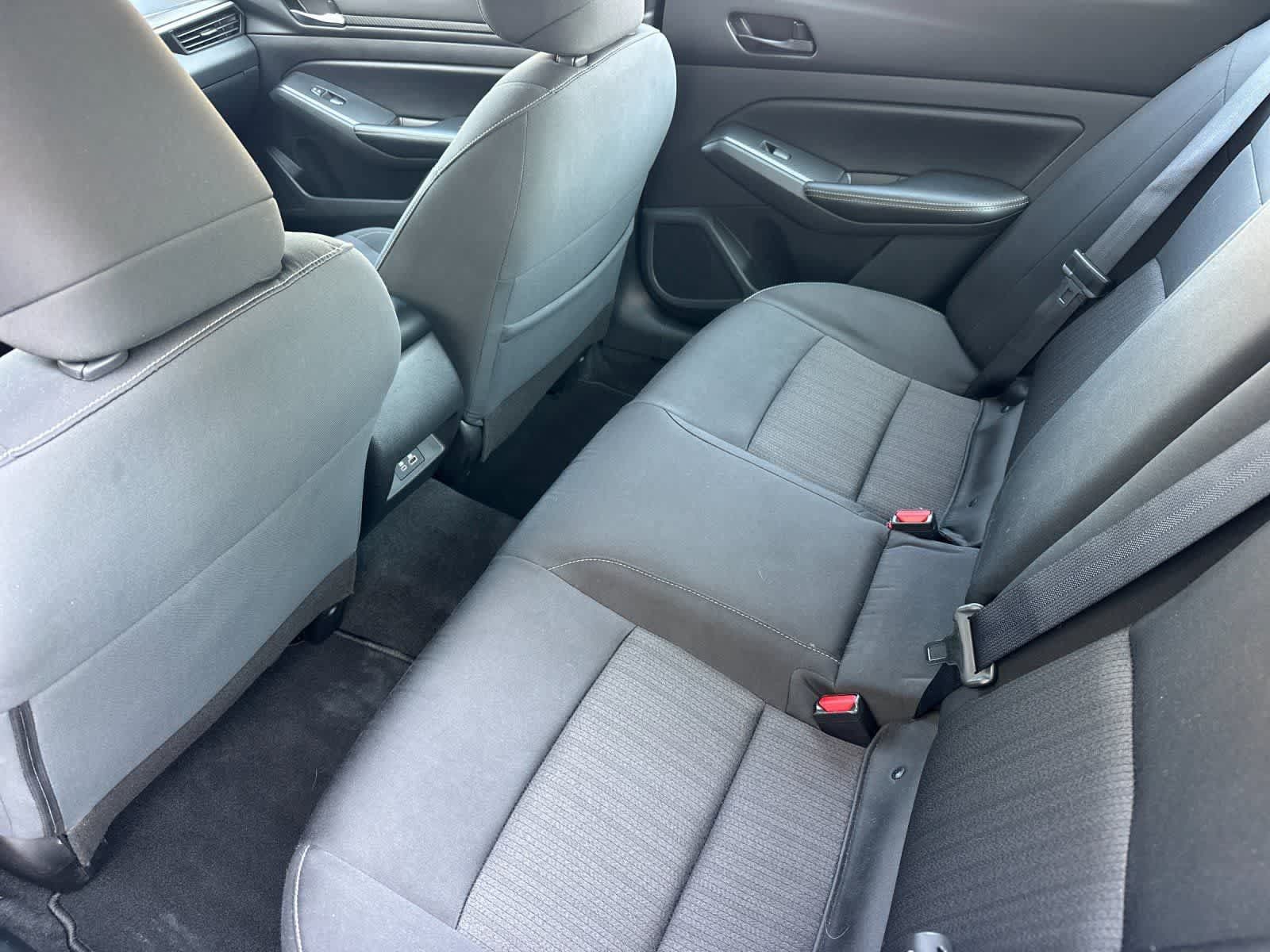 Used 2024 Nissan Altima 2.5 SV AWD/4WD image 4