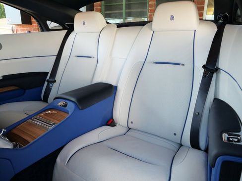 Certified 2019 Rolls-Royce Wraith image 8