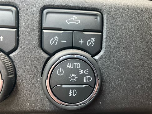 Used 2026 Chevrolet Silverado 1500 RST AWD/4WD image 16