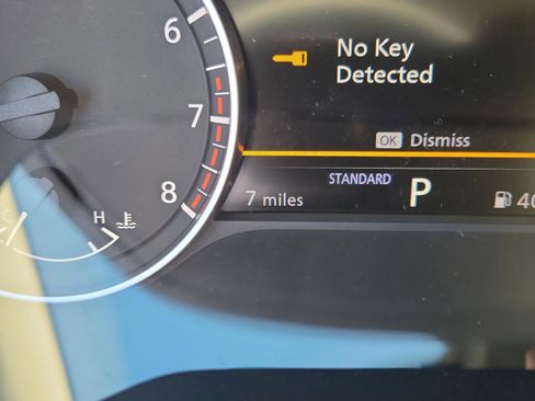 New 2025 Nissan Pathfinder SV image 28