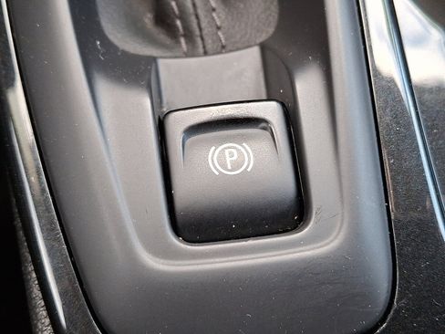 Used 2022 Chevrolet TrailBlazer LT image 24