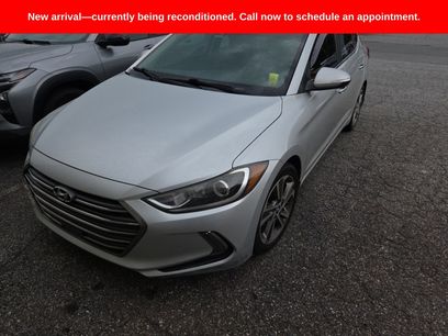 Used 2017 Hyundai Elantra Limited w/ Limited Ultimate Package 05