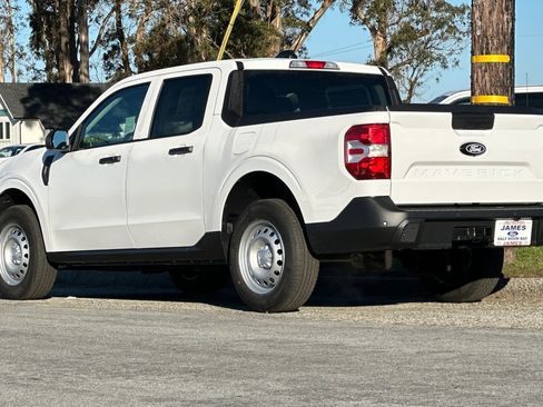 New 2026 Ford Maverick XL image 10