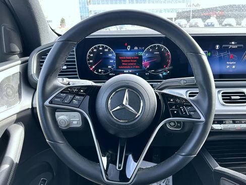 Used 2025 Mercedes-Benz GLE 350 4MATIC image 11
