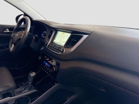 Used 2016 Hyundai Tucson Limited AWD/4WD image 30