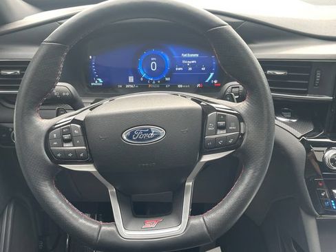 Used 2024 Ford Explorer ST w/ Equipment Group 401A AWD/4WD image 17