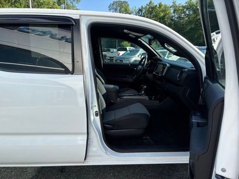 Used 2021 Toyota Tacoma TRD Off-Road RWD image 36