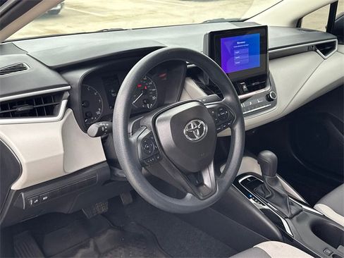 Certified 2025 Toyota Corolla LE image 14