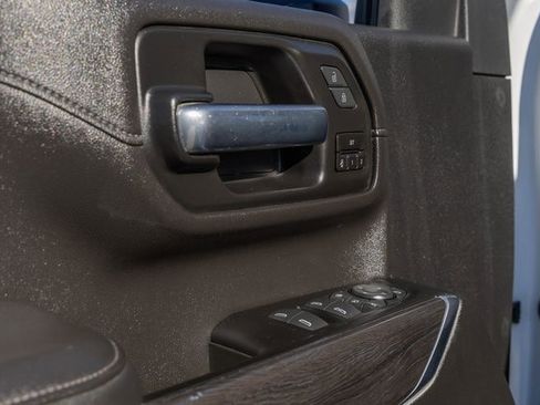 Used 2020 Chevrolet Silverado 3500 LTZ w/ LTZ Premium Package image 16