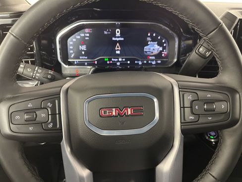 Used 2024 GMC Sierra 1500 Elevation image 22