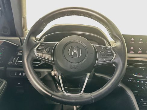 Used 2022 Acura MDX SH-AWD image 18