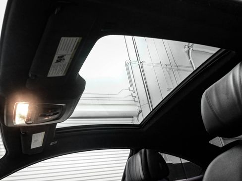 Used 2013 BMW 640i Coupe image 23