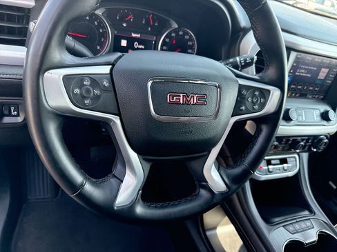 Certified 2023 GMC Acadia SLT image 14