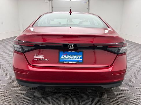 Used 2024 Honda Accord EX image 9