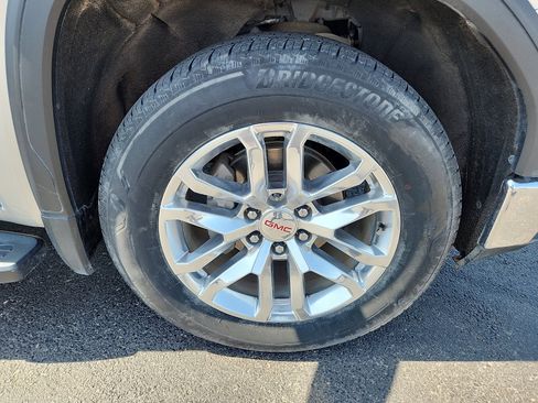 Used 2021 GMC Sierra 1500 SLT RWD image 9
