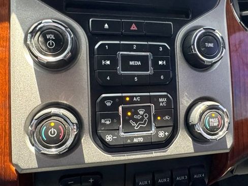 Used 2016 Ford F250 King Ranch w/ FX4 Off-Road Package AWD/4WD image 39