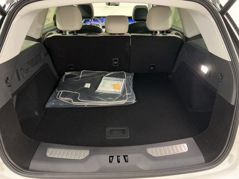 New 2026 Lincoln Nautilus Premier image 37