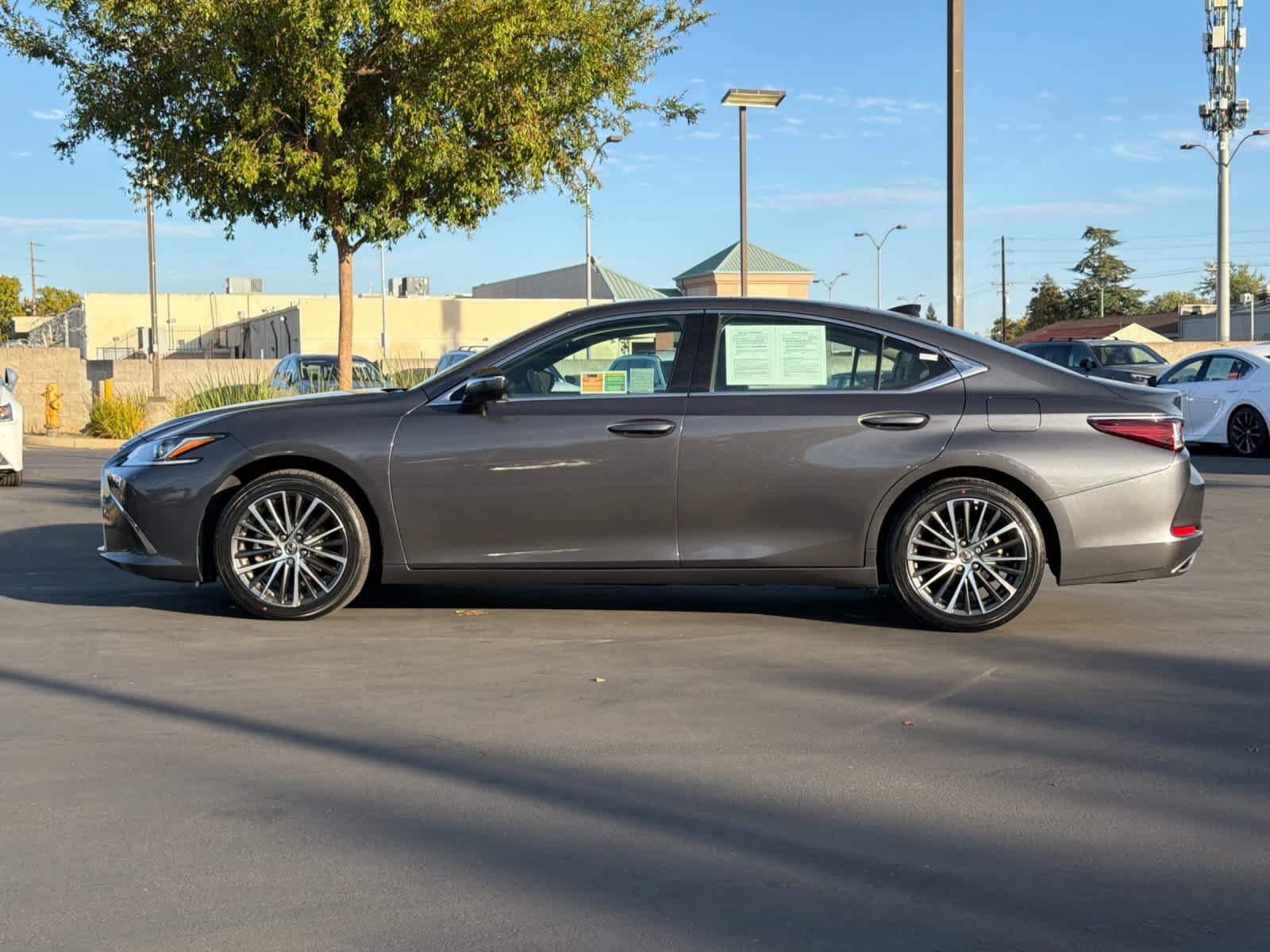 Certified 2025 Lexus ES 350 w/ Premium Package FWD image 9
