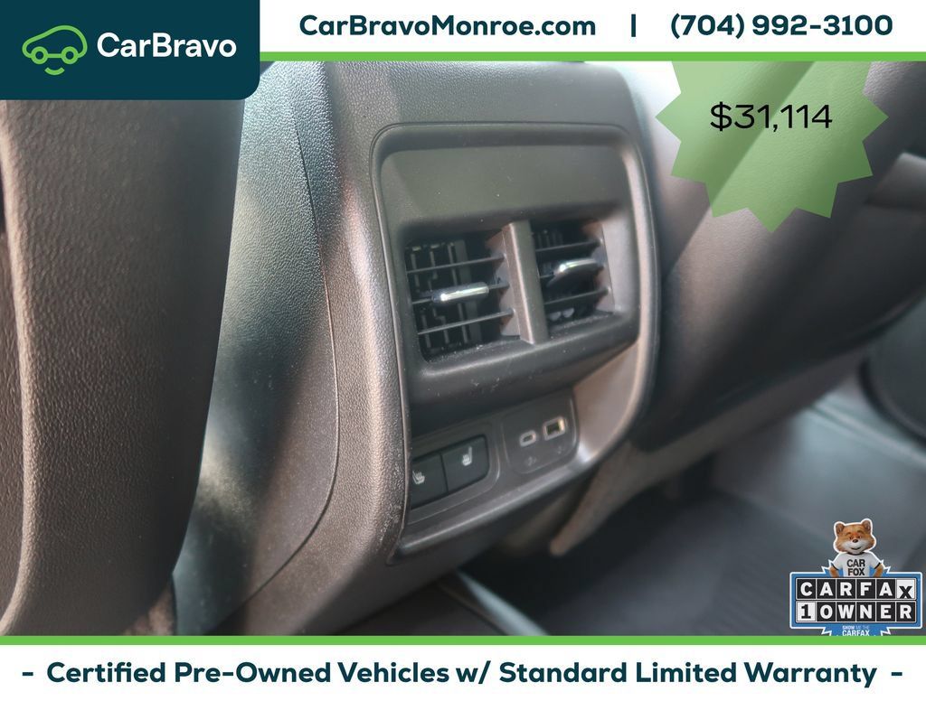 Certified 2024 Cadillac XT4 Luxury w/ Cold Weather Package FWD image 30