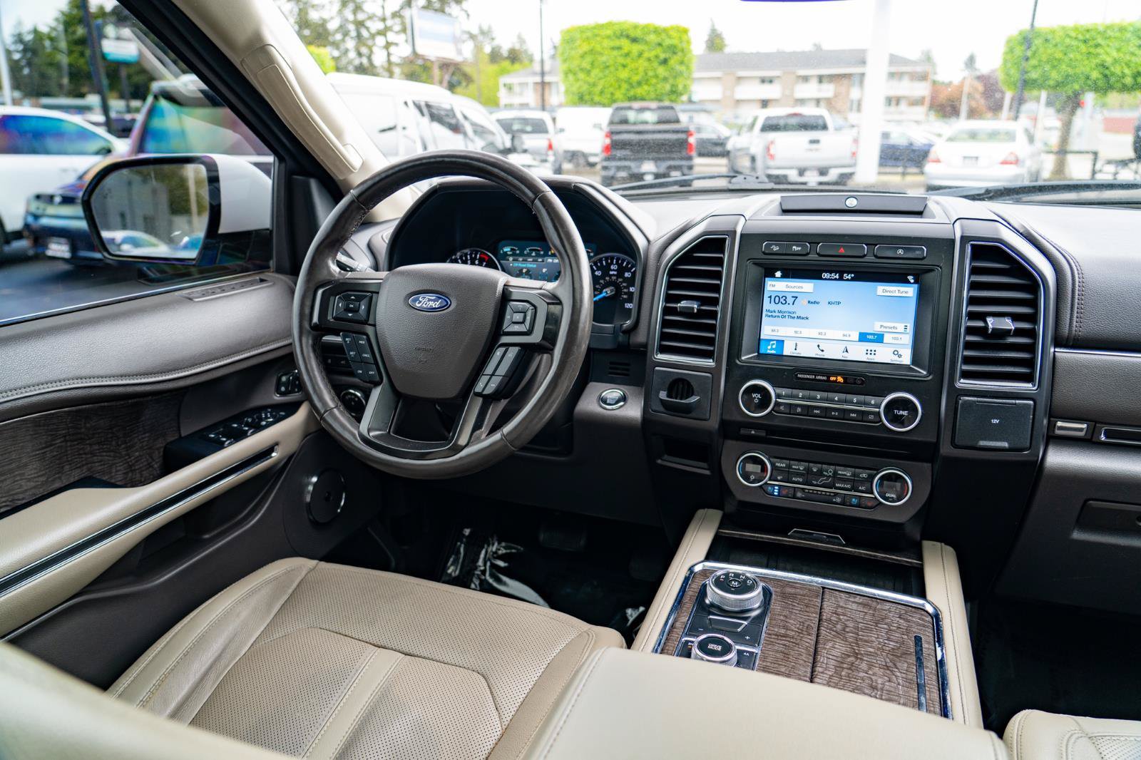 Used 2018 Ford Expedition Limited AWD/4WD image 24