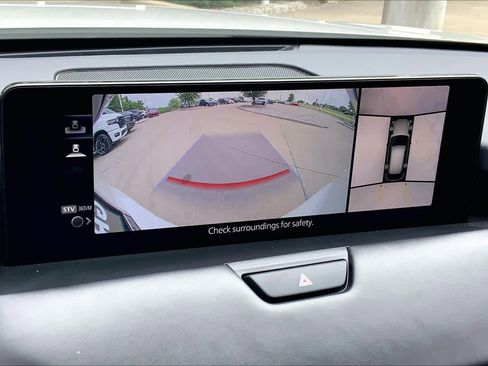 Certified 2025 MAZDA CX-70 Plug-In Hybrid w/ Premium Plus AWD/4WD image 28