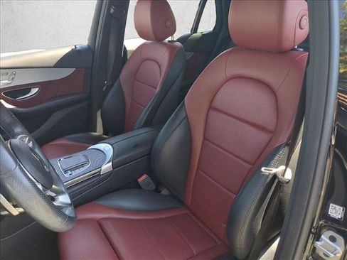 Used 2022 Mercedes-Benz GLC 300 image 16