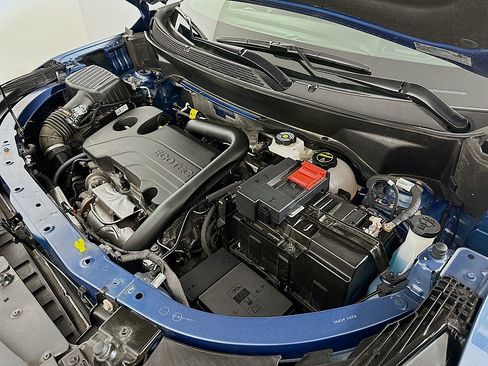 Used 2025 Chevrolet Equinox LT w/ Convenience Package II image 27