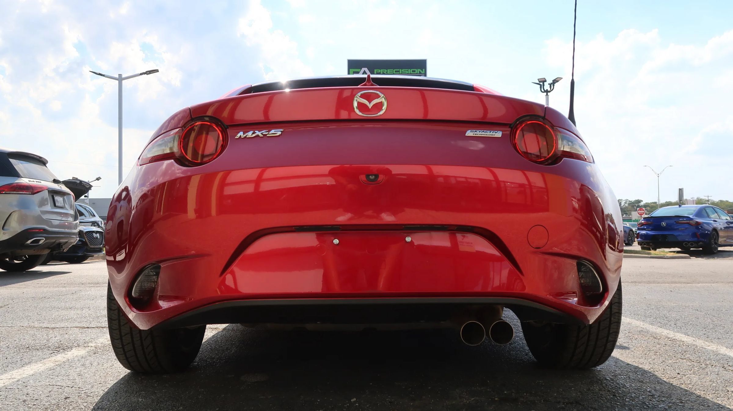 Used 2019 MAZDA MX-5 Miata RF Grand Touring RWD image 10