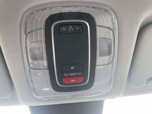 Used 2024 Hyundai Kona SEL AWD/4WD image 31