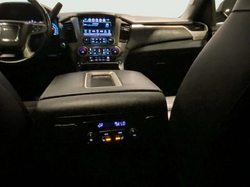 Used 2020 GMC Yukon XL Denali w/ Denali Ultimate Package AWD/4WD image 37