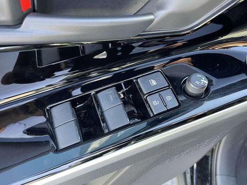 Used 2024 Toyota bZ4X XLE image 17