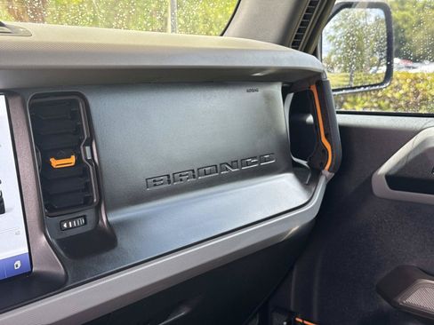 Used 2023 Ford Bronco Badlands AWD/4WD image 25