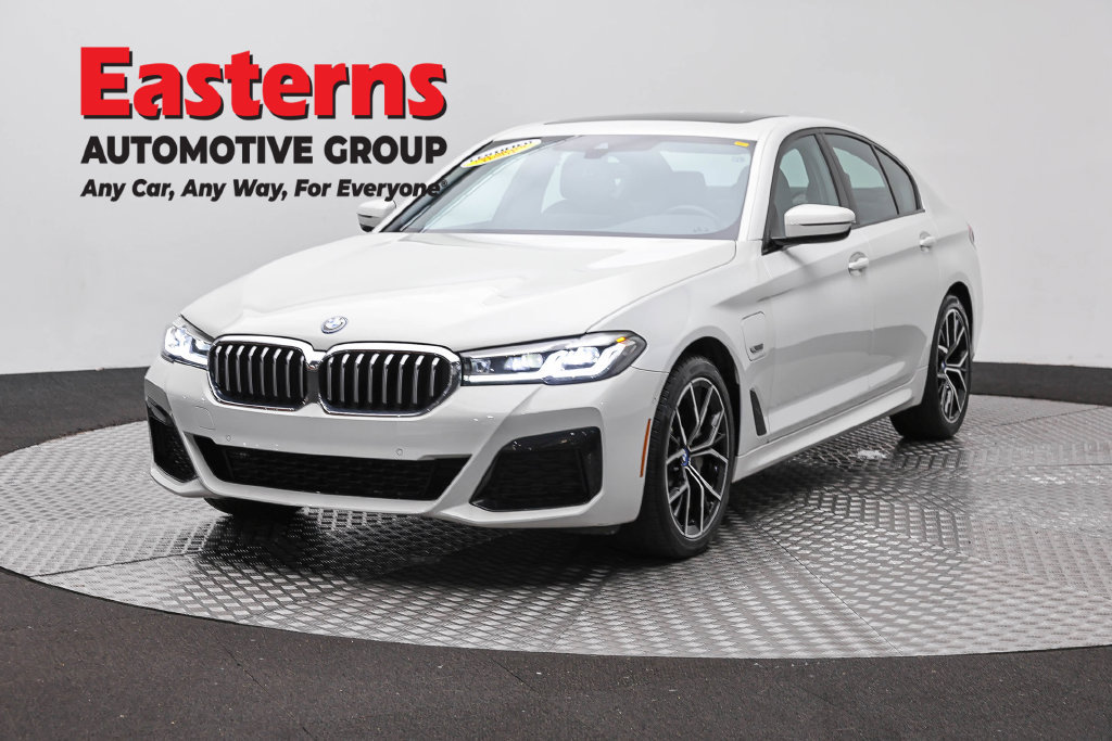 Used 2023 BMW 530e w/ M Sport Package RWD image 1