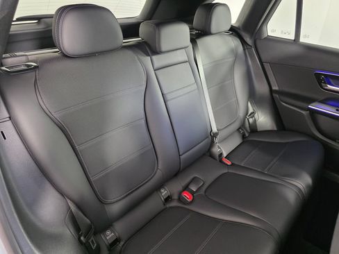 Certified 2026 Mercedes-Benz GLC 300 image 27