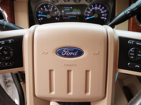 Used 2016 Ford F250 King Ranch w/ FX4 Off-Road Package image 27