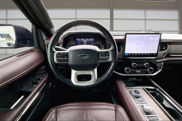 Used 2023 Ford Expedition Max Limited AWD/4WD image 5