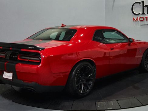 Used 2016 Dodge Challenger SRT Hellcat RWD image 12