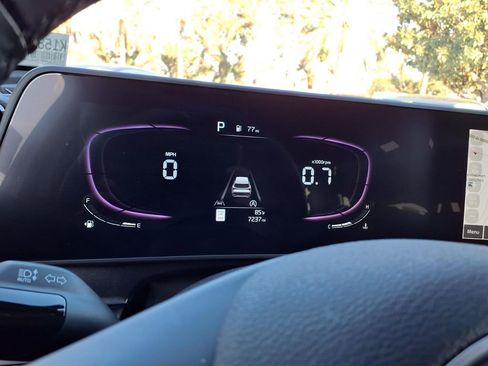 Certified 2025 Kia Sportage EX image 13