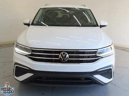 Used 2022 Volkswagen Tiguan SE FWD image 9
