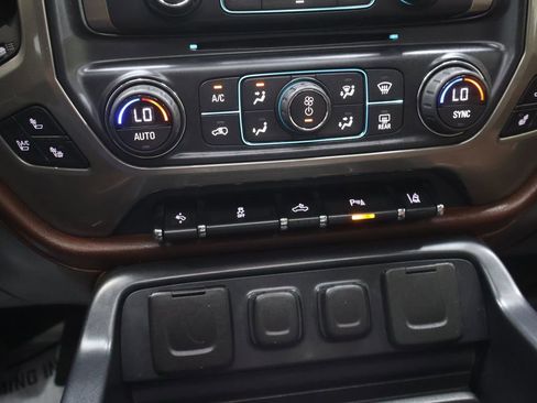 Used 2015 Chevrolet Silverado 1500 High Country w/ High Country Premium Package image 24