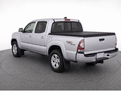 Used 2012 Toyota Tacoma PreRunner w/ TRD Sport Pkg RWD image 3