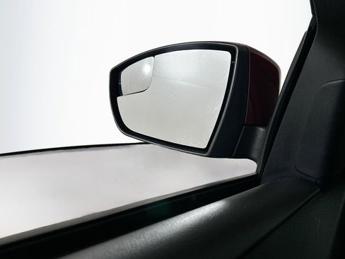 Used 2015 Ford Focus SE image 16